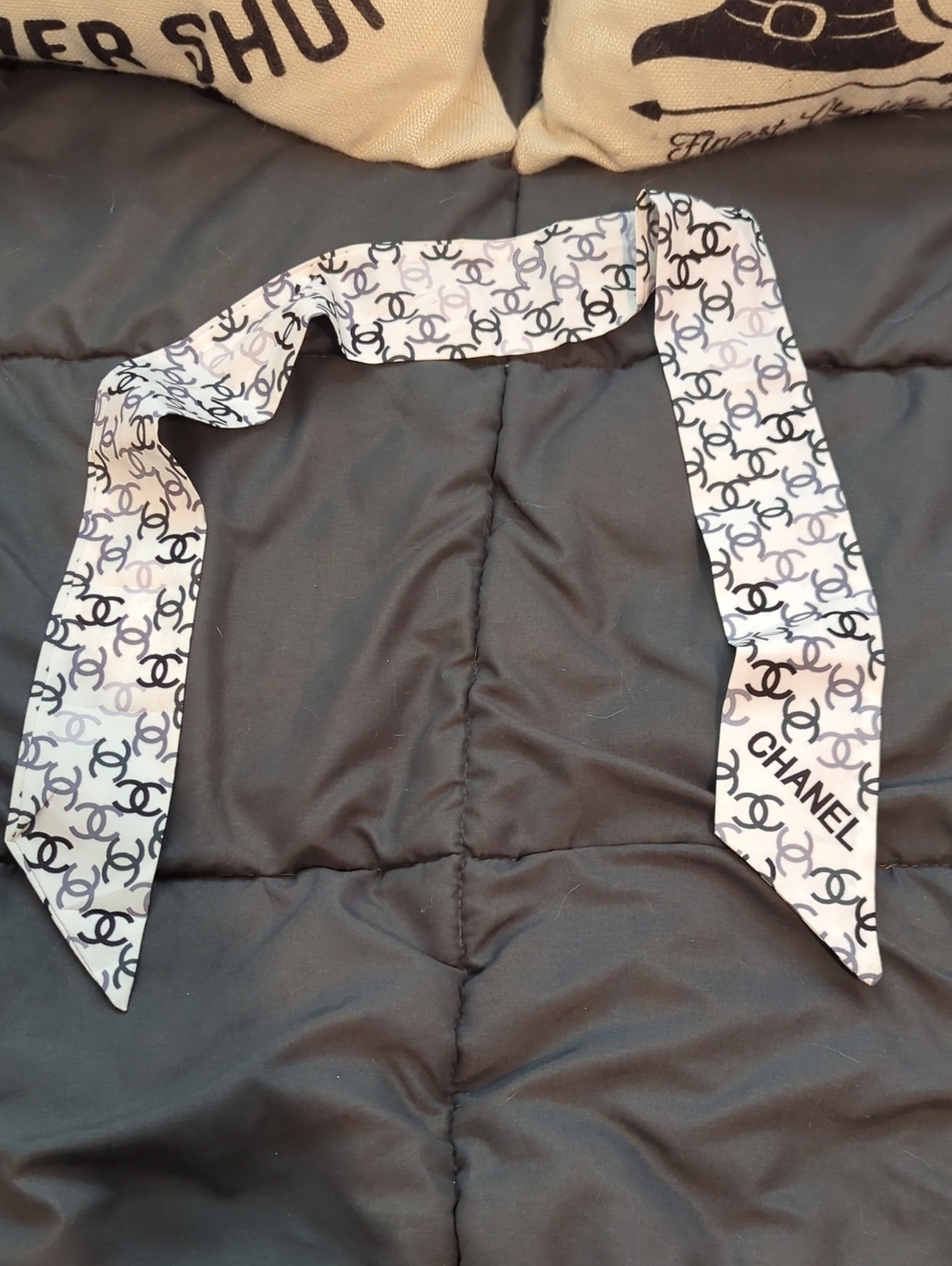 CHANEL White Silk Twilly Skinny Scarf with Black CC Motif